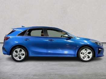 Used Kia Ceed 2019 for sale - 78616492: Photo
