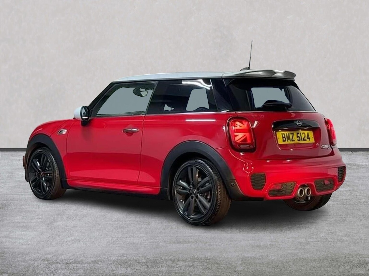 Used MINI Hatch 2019 for sale - 76831980: Photo 2