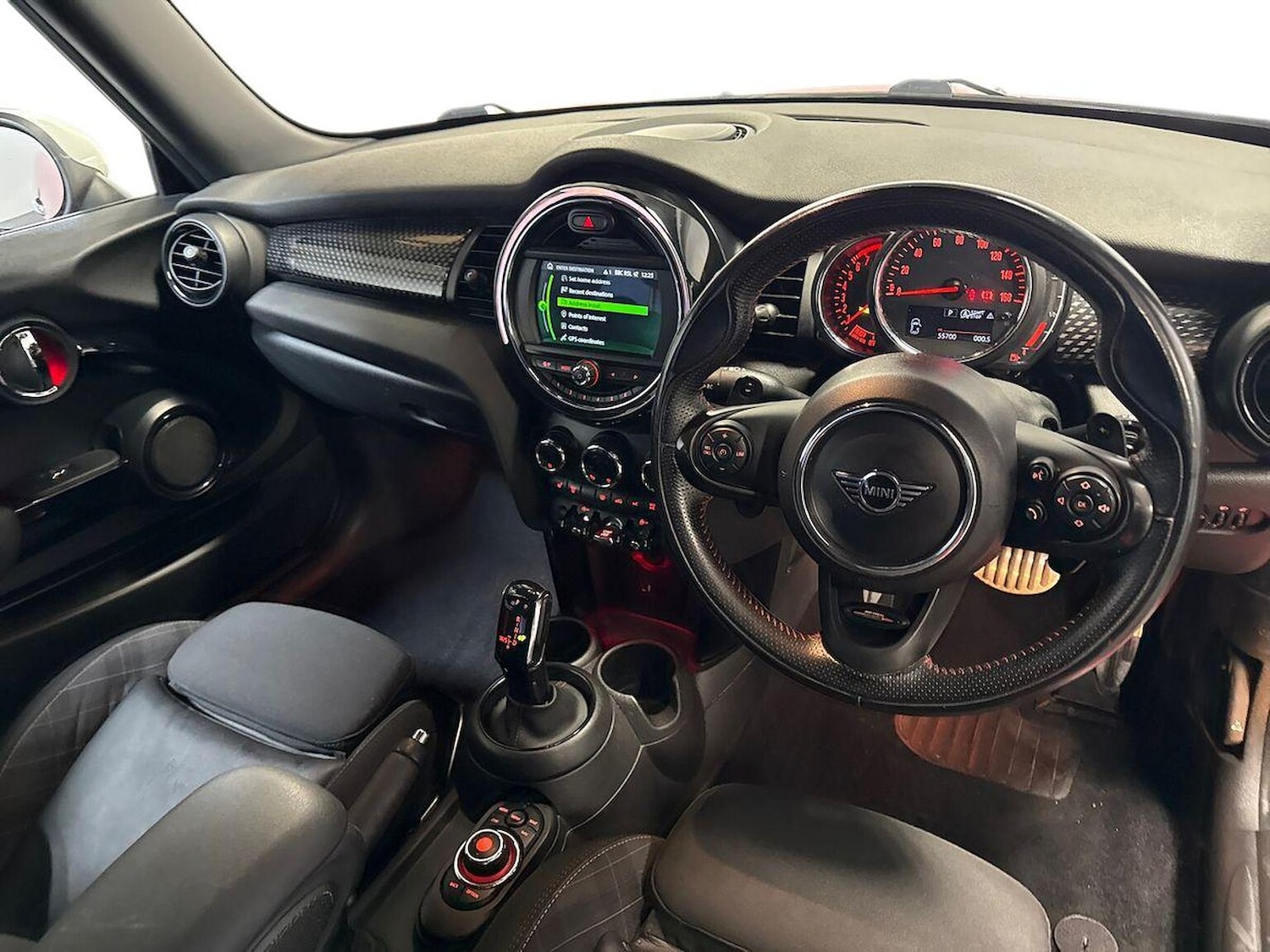 Used MINI Hatch 2019 for sale - 76831980: Photo 9