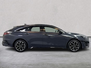 Used Kia Pro Ceed 2024 for sale - 79246380: Photo