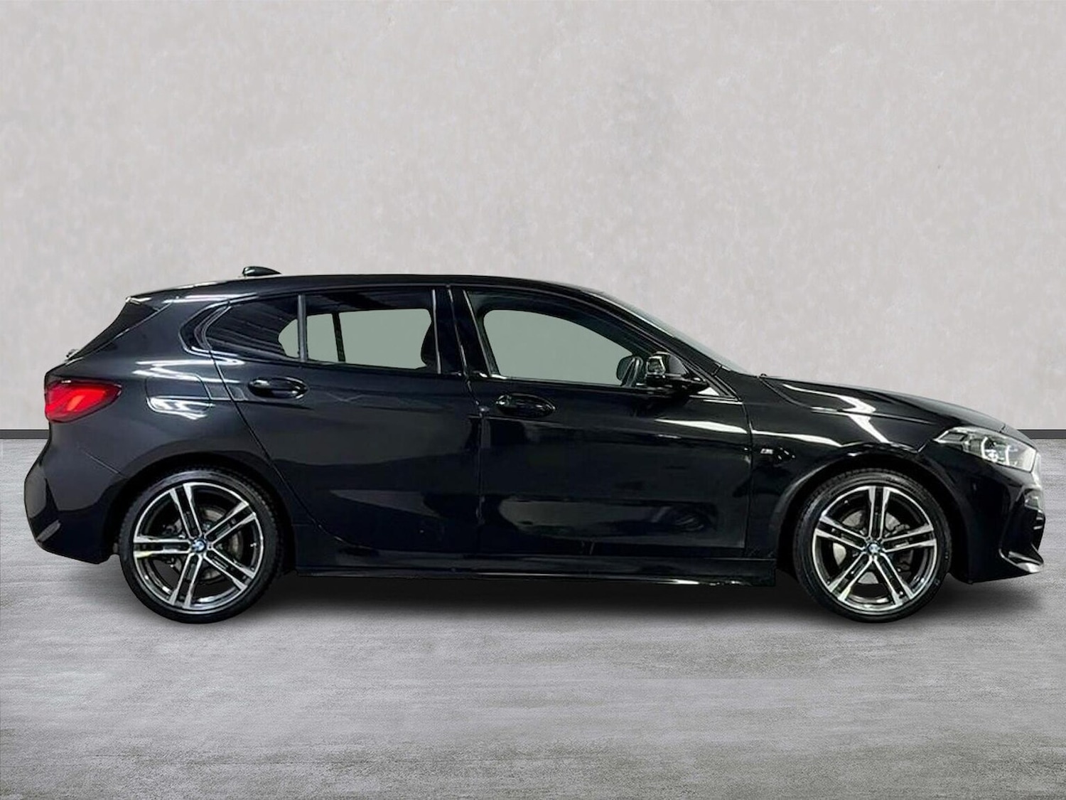 Used BMW 1 Series 2022 for sale - 76687310: Photo 3