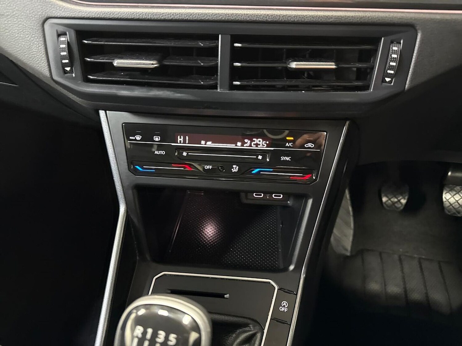 Used Volkswagen Polo 2022 for sale - 78191893: Photo 24