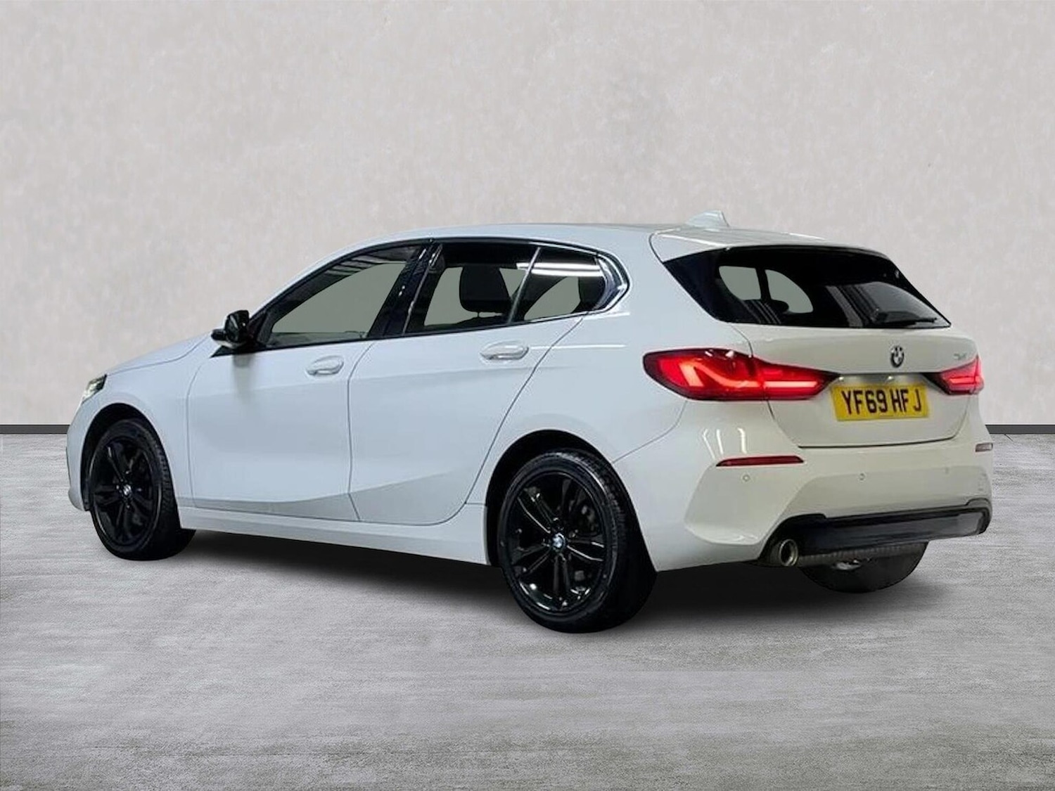 Used BMW 1 Series 2019 for sale - 76946992: Photo 2