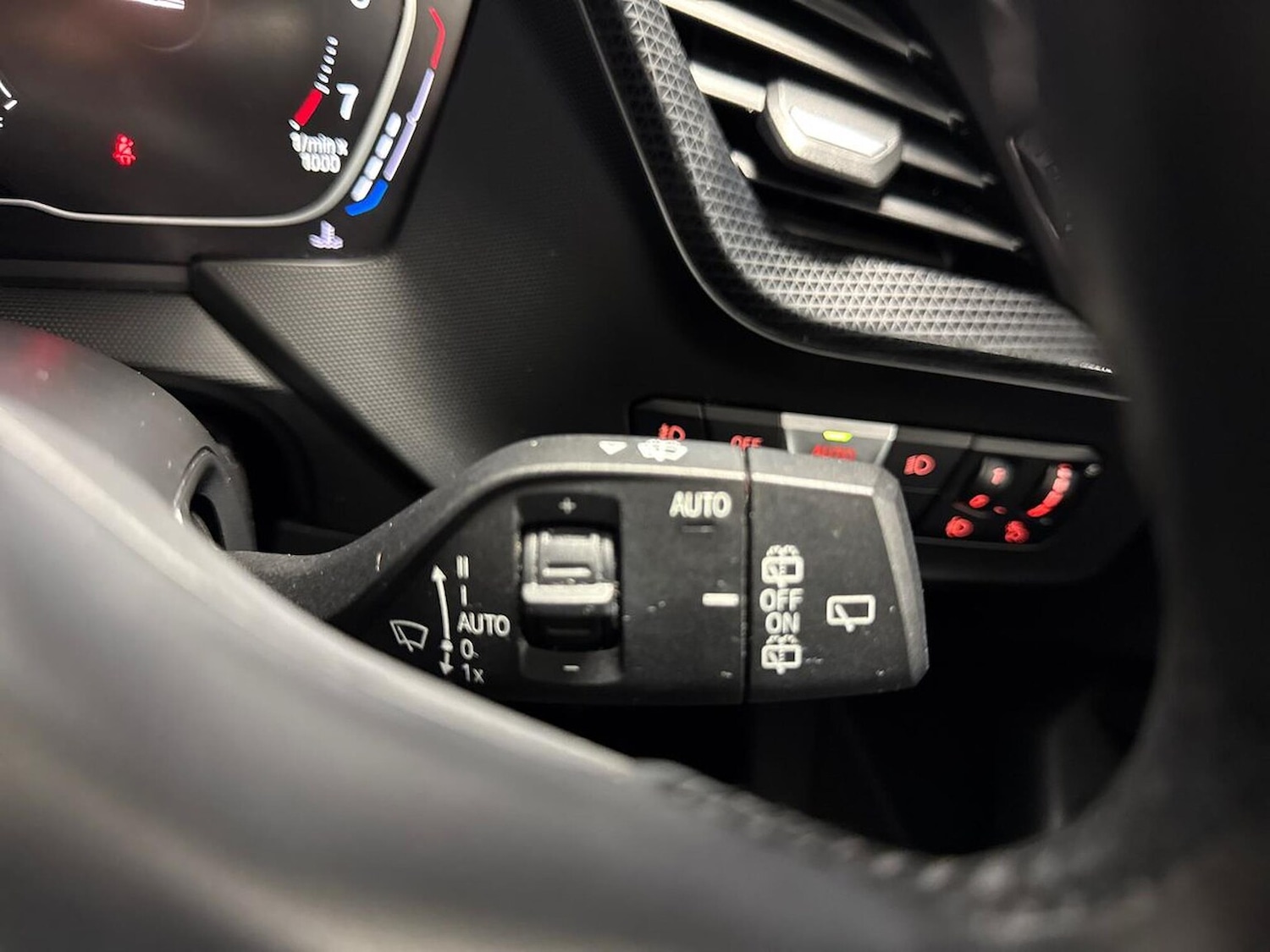 Used BMW 1 Series 2019 for sale - 76946992: Photo 27