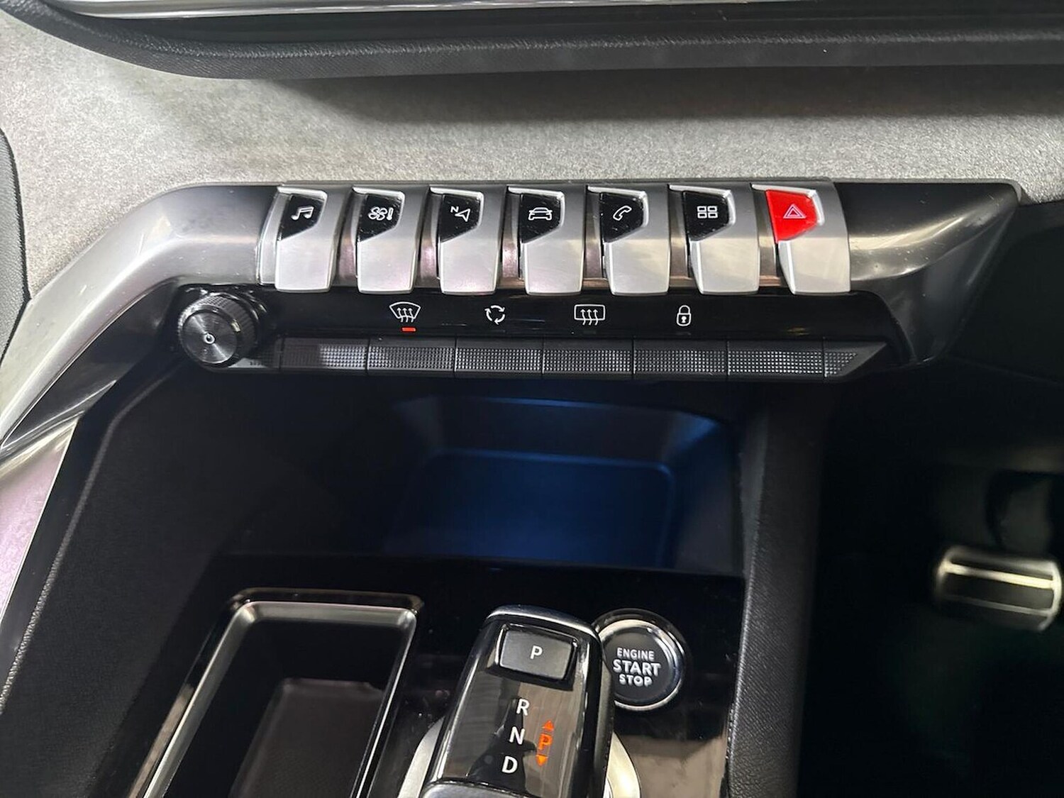 Used Peugeot 3008 2023 for sale - 78191873: Photo 24