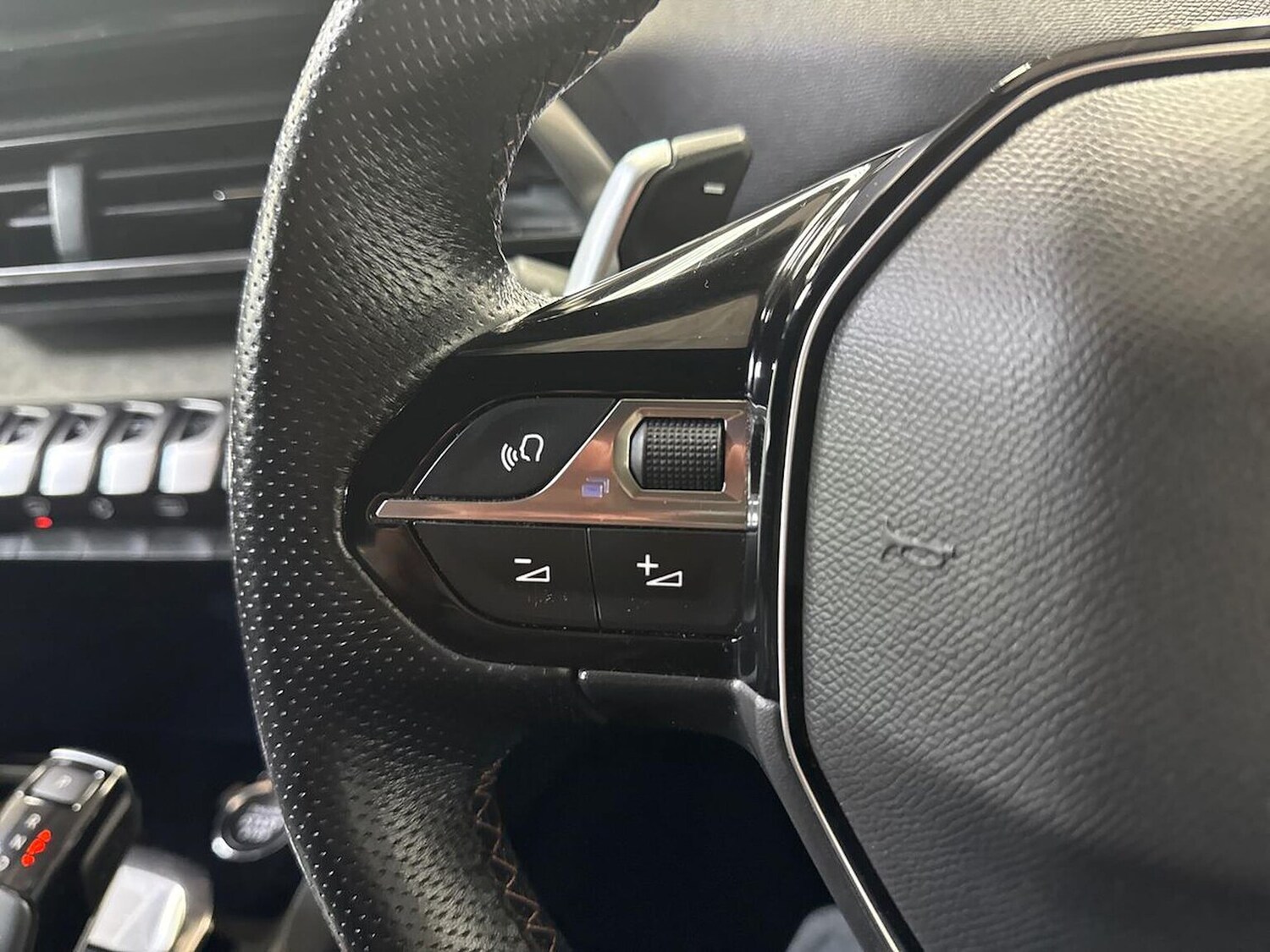 Used Peugeot 3008 2023 for sale - 78191873: Photo 26