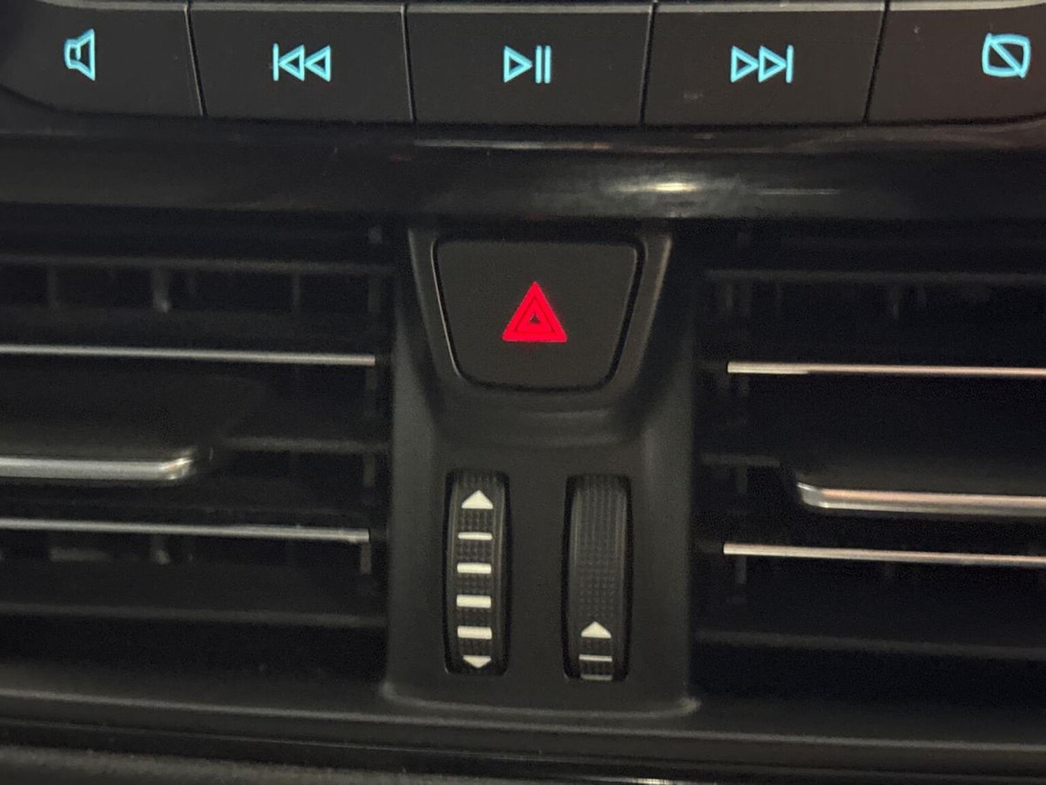 Used Ford Kuga 2020 for sale - 77061586: Photo 22