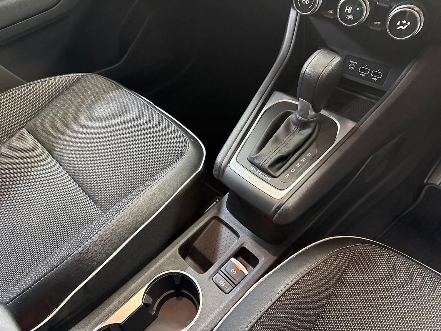 Used Renault Captur 2023 for sale - 78192057: Photo 15