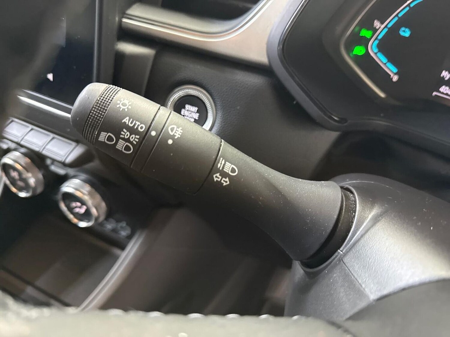 Used Renault Captur 2023 for sale - 78192057: Photo 29