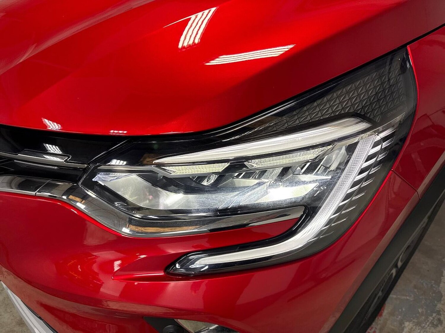 Used Renault Captur 2023 for sale - 78192057: Photo 31