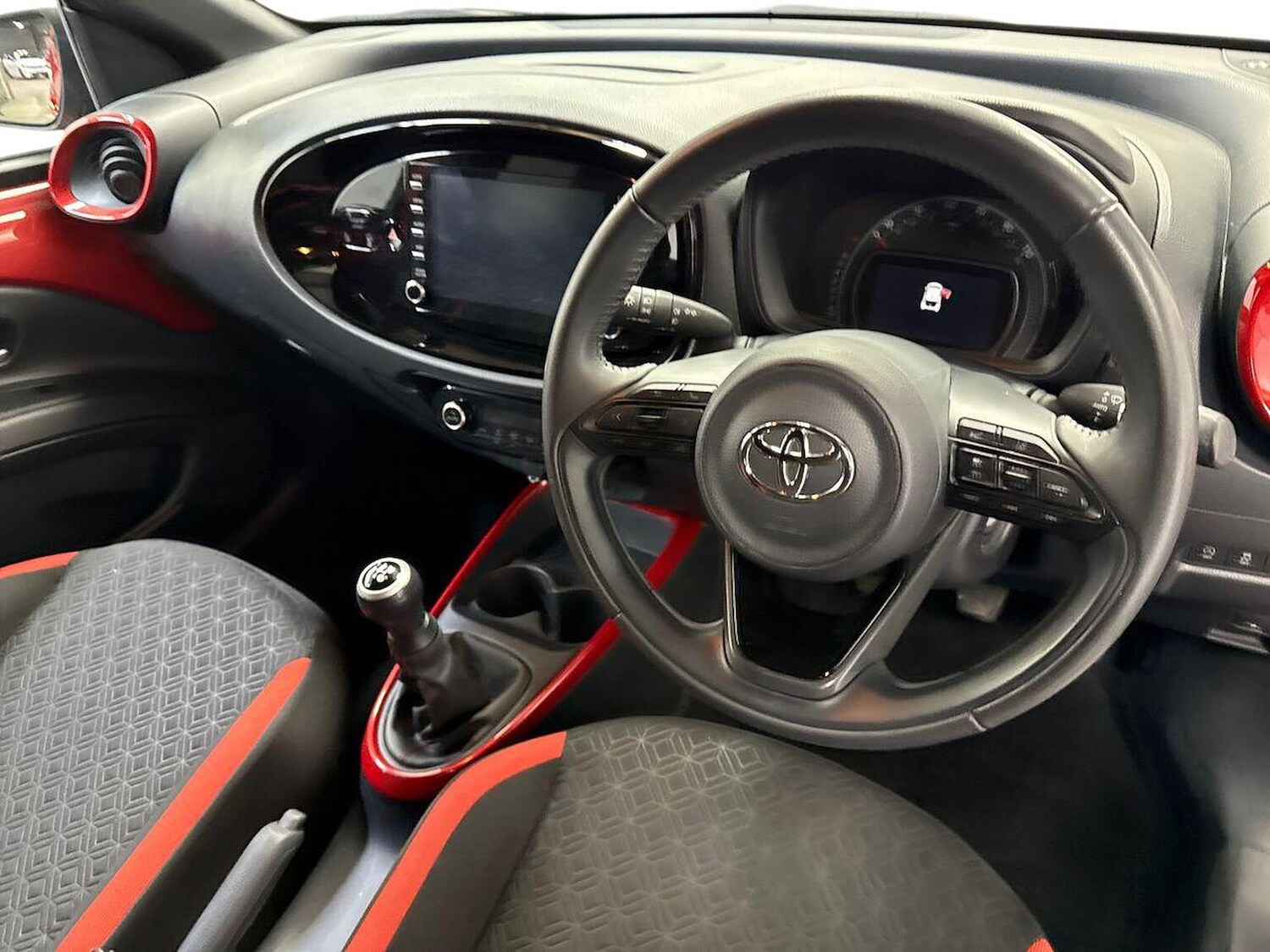 Used Toyota Aygo X 2022 for sale - 78191919: Photo 8