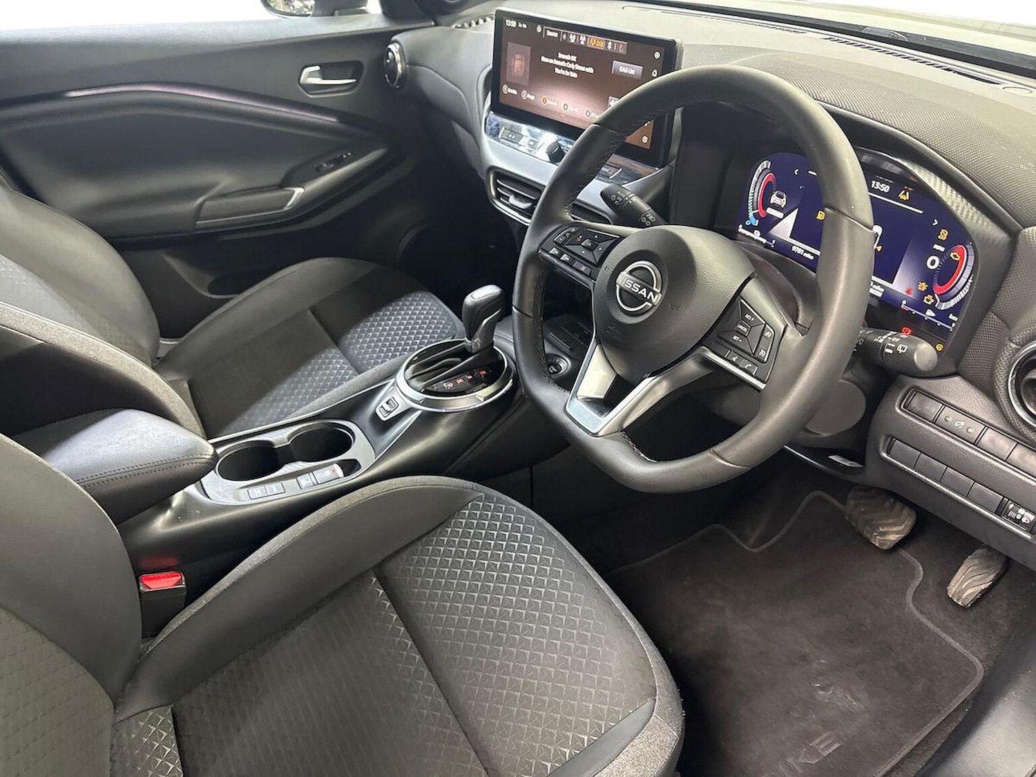 Used Nissan Juke 2024 for sale - 78191902: Photo 17