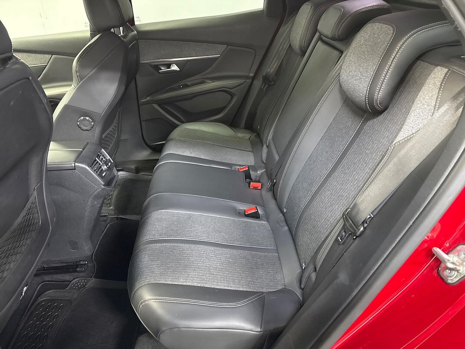 Used Peugeot 3008 2017 for sale - 77775125: Photo 16