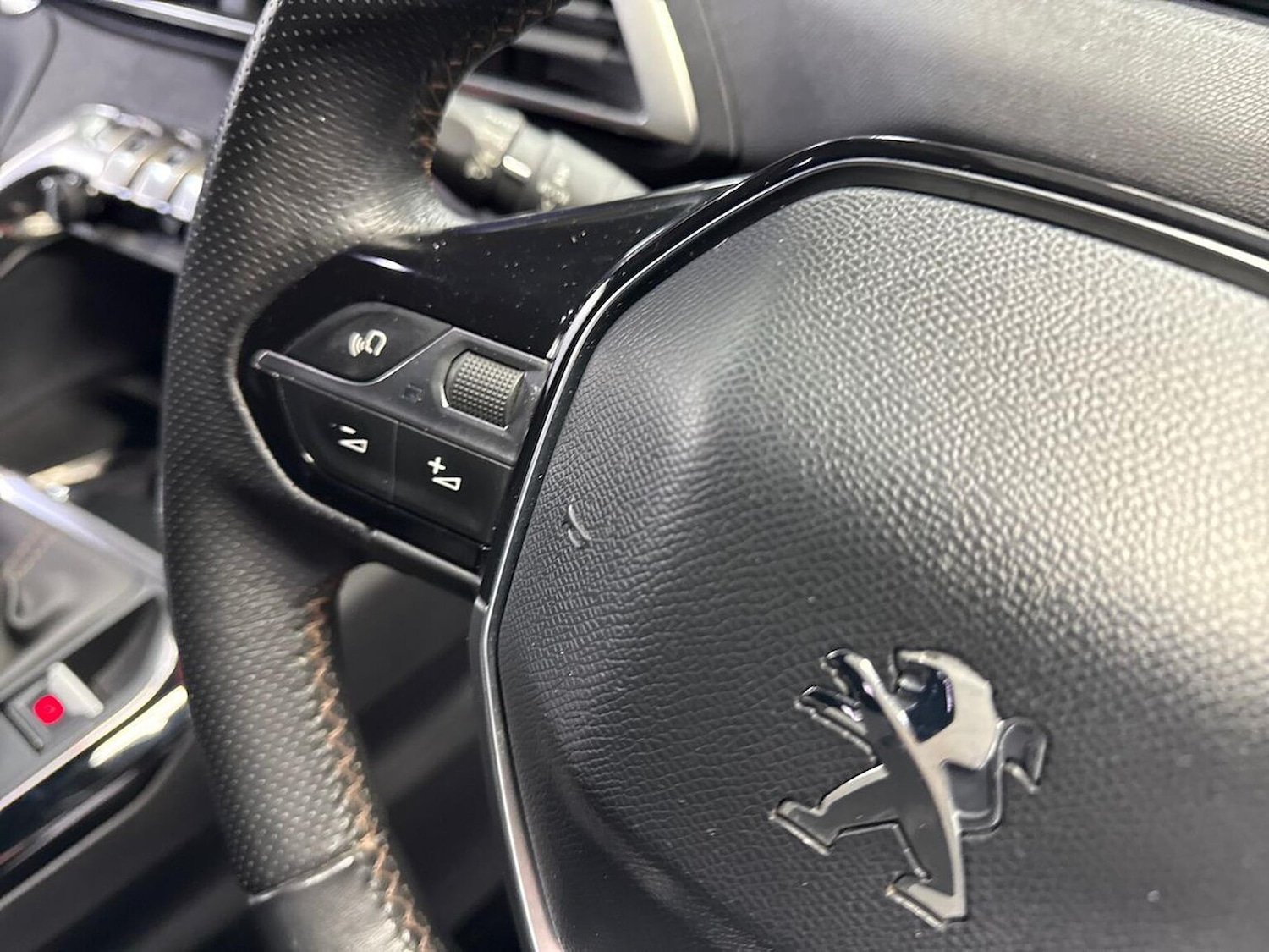 Used Peugeot 3008 2017 for sale - 77775125: Photo 25