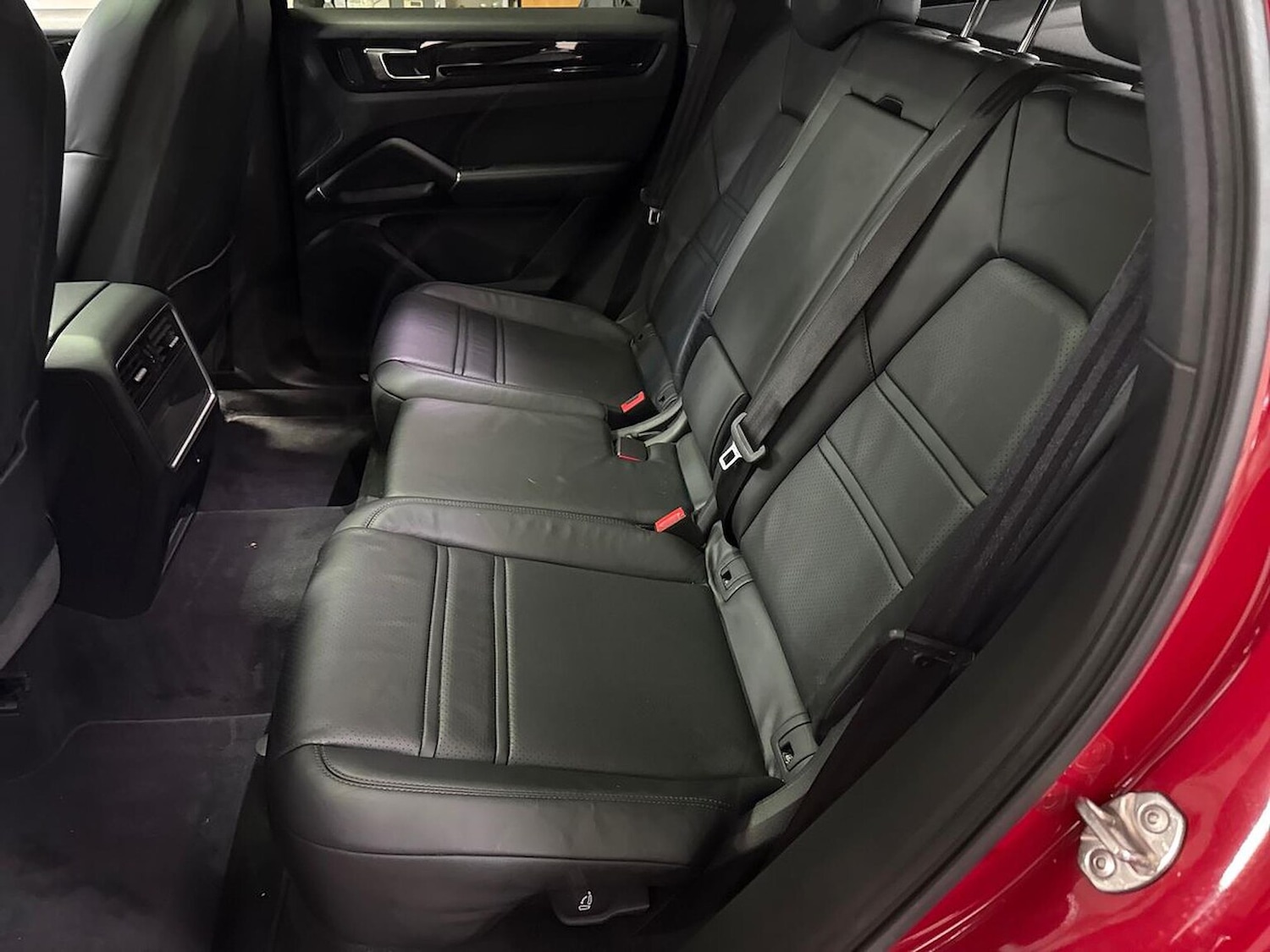 Used Porsche Cayenne 2022 for sale - 77701316: Photo 16