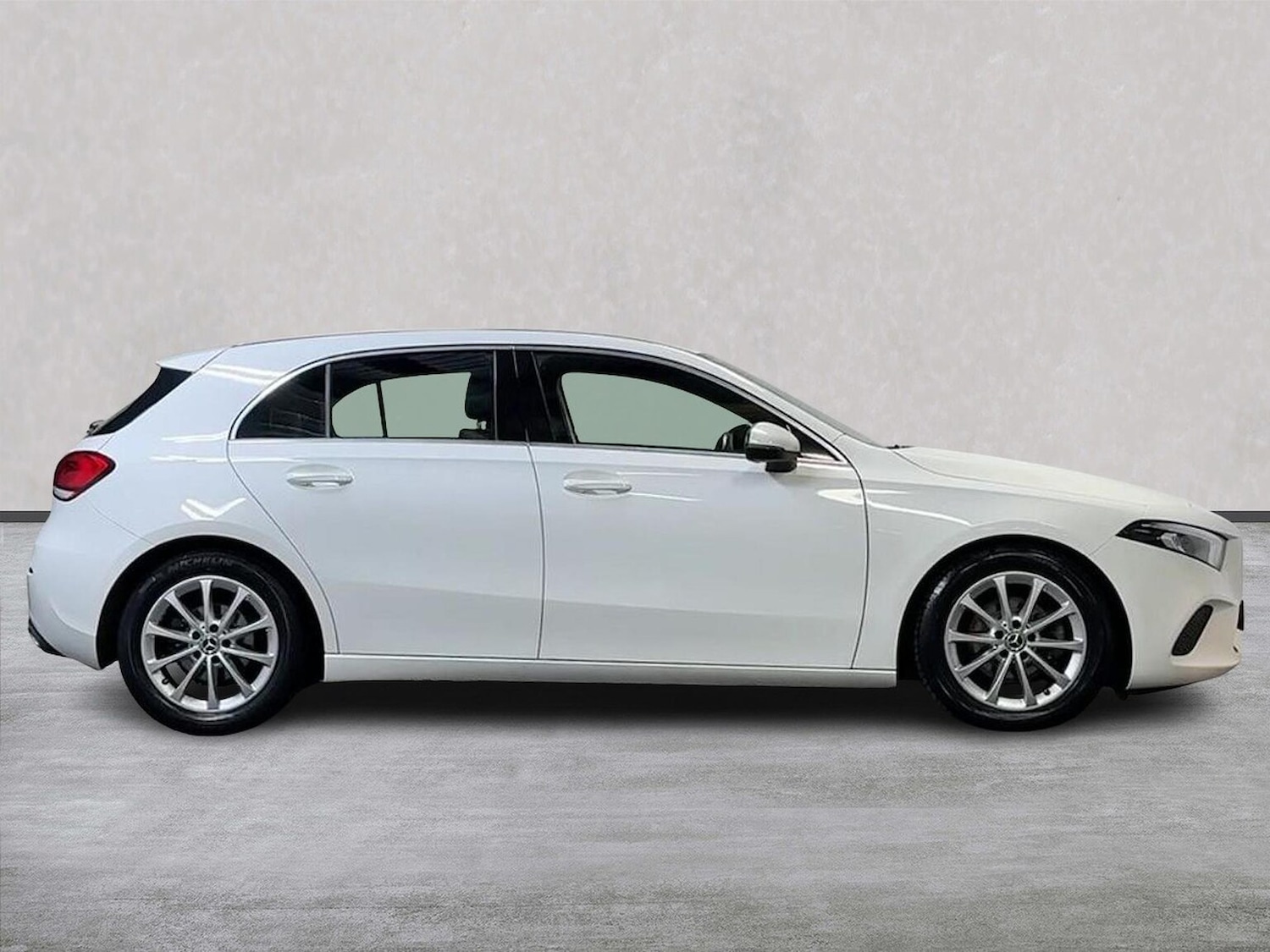 Used Mercedes-Benz A-Class 2018 for sale - 76794921: Photo 3