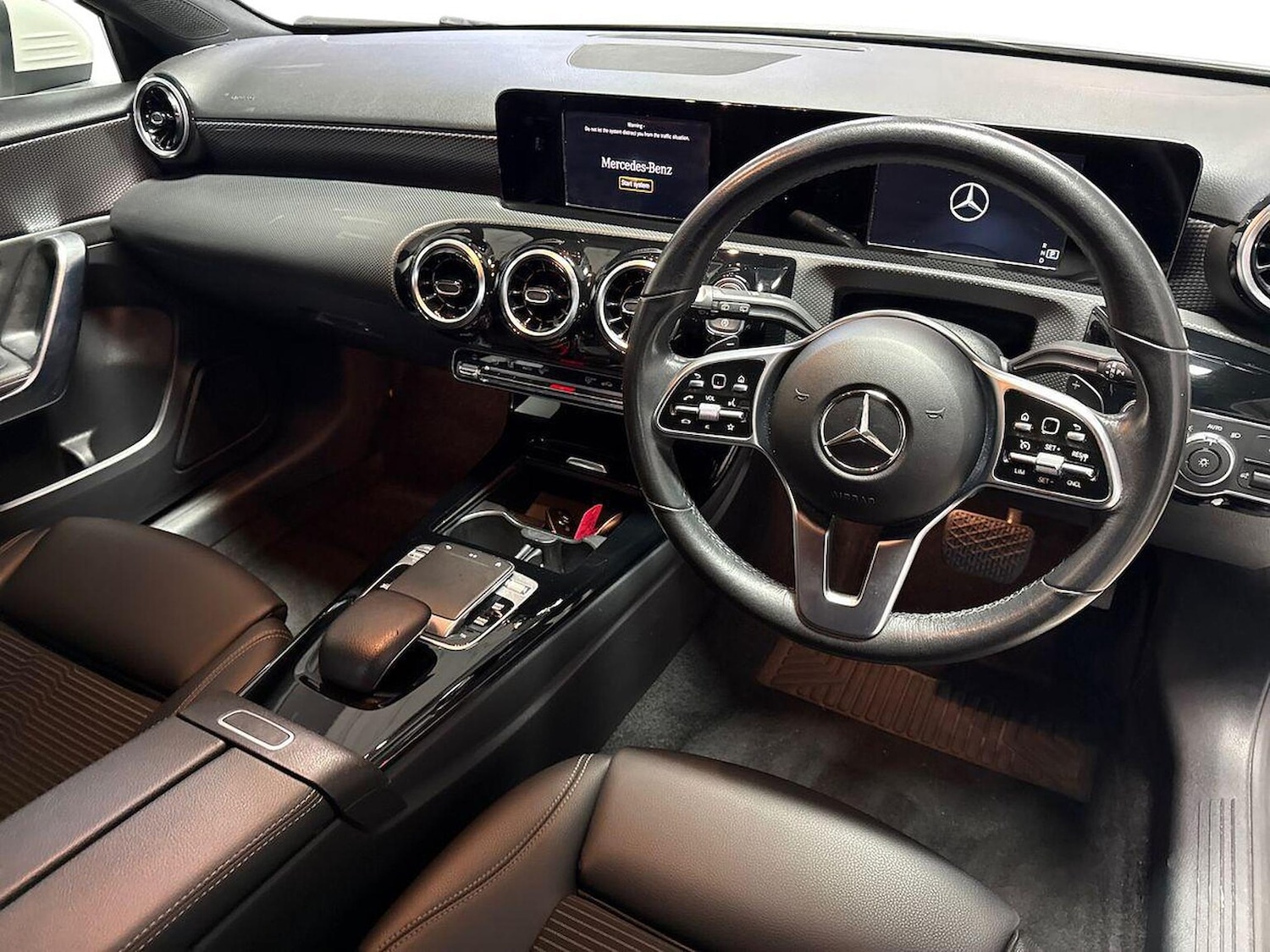 Used Mercedes-Benz A-Class 2018 for sale - 76794921: Photo 9