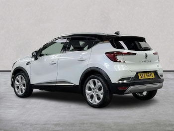 Used Renault Captur 2023 for sale - 79115395: Photo