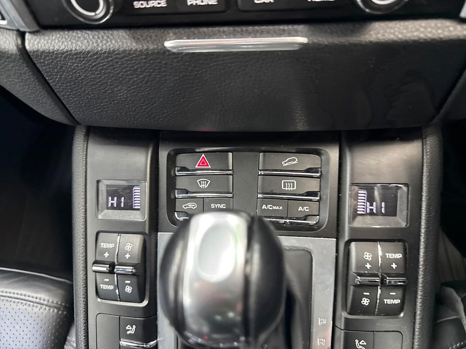 Used Porsche Macan 2017 for sale - 77916133: Photo 22