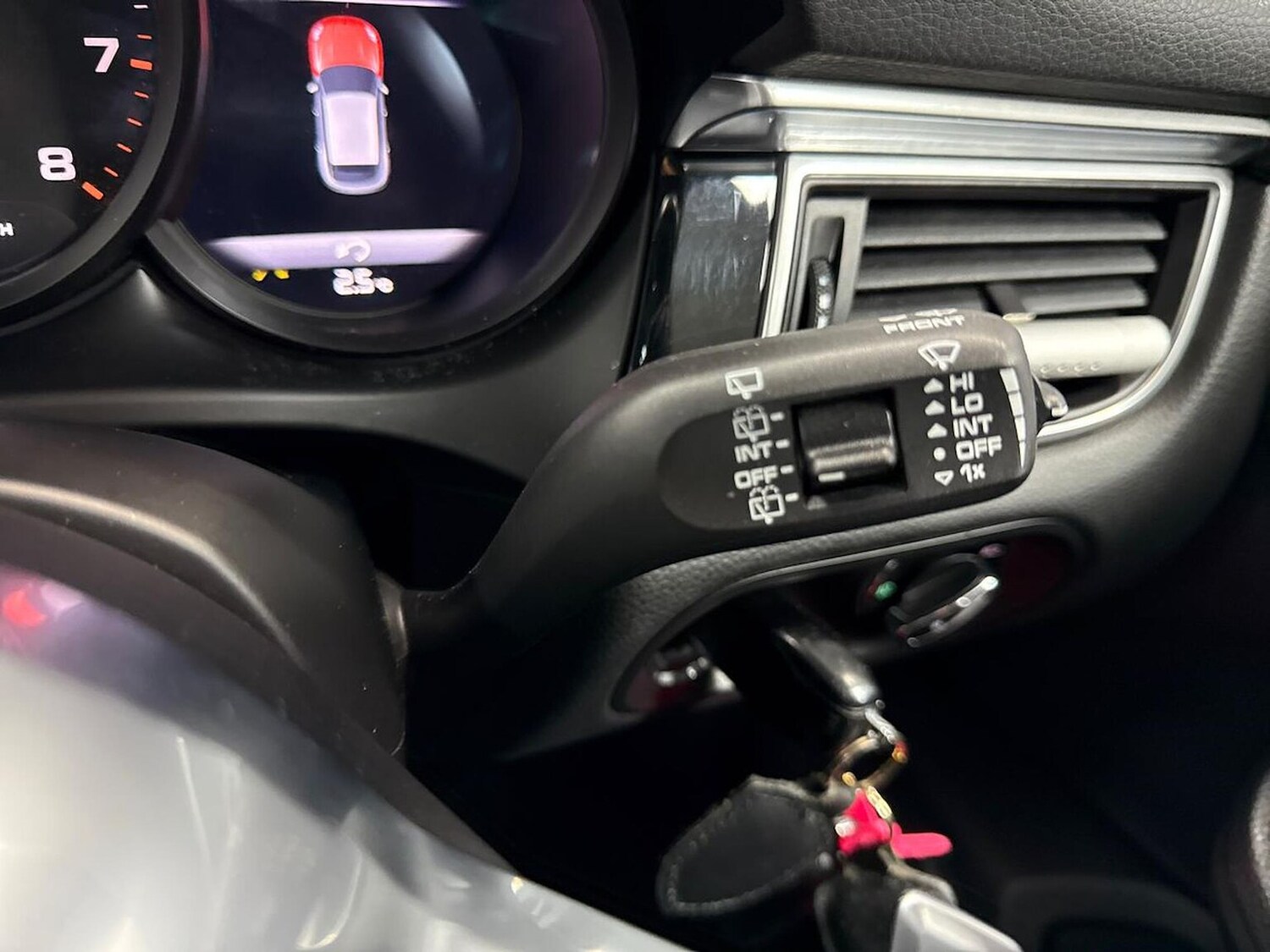 Used Porsche Macan 2017 for sale - 77916133: Photo 26