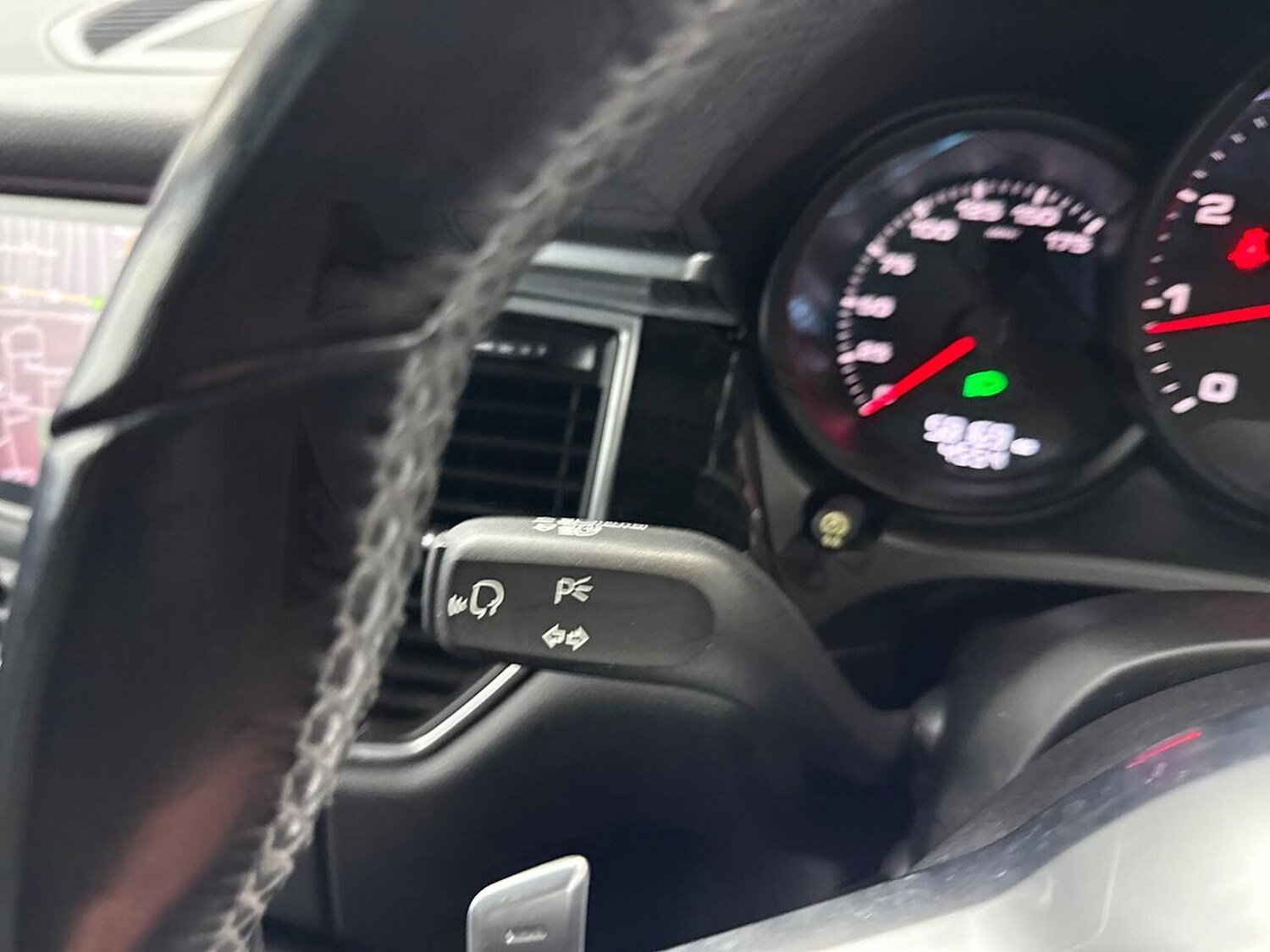 Used Porsche Macan 2017 for sale - 77916133: Photo 27