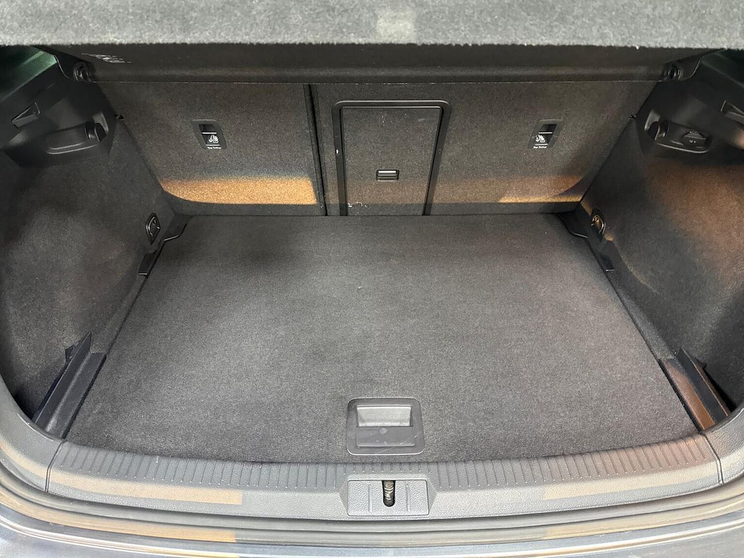 Used Volkswagen Golf 2017 for sale - 78191888: Photo 19