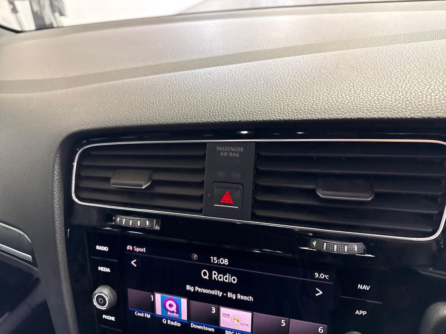 Used Volkswagen Golf 2017 for sale - 78191888: Photo 24