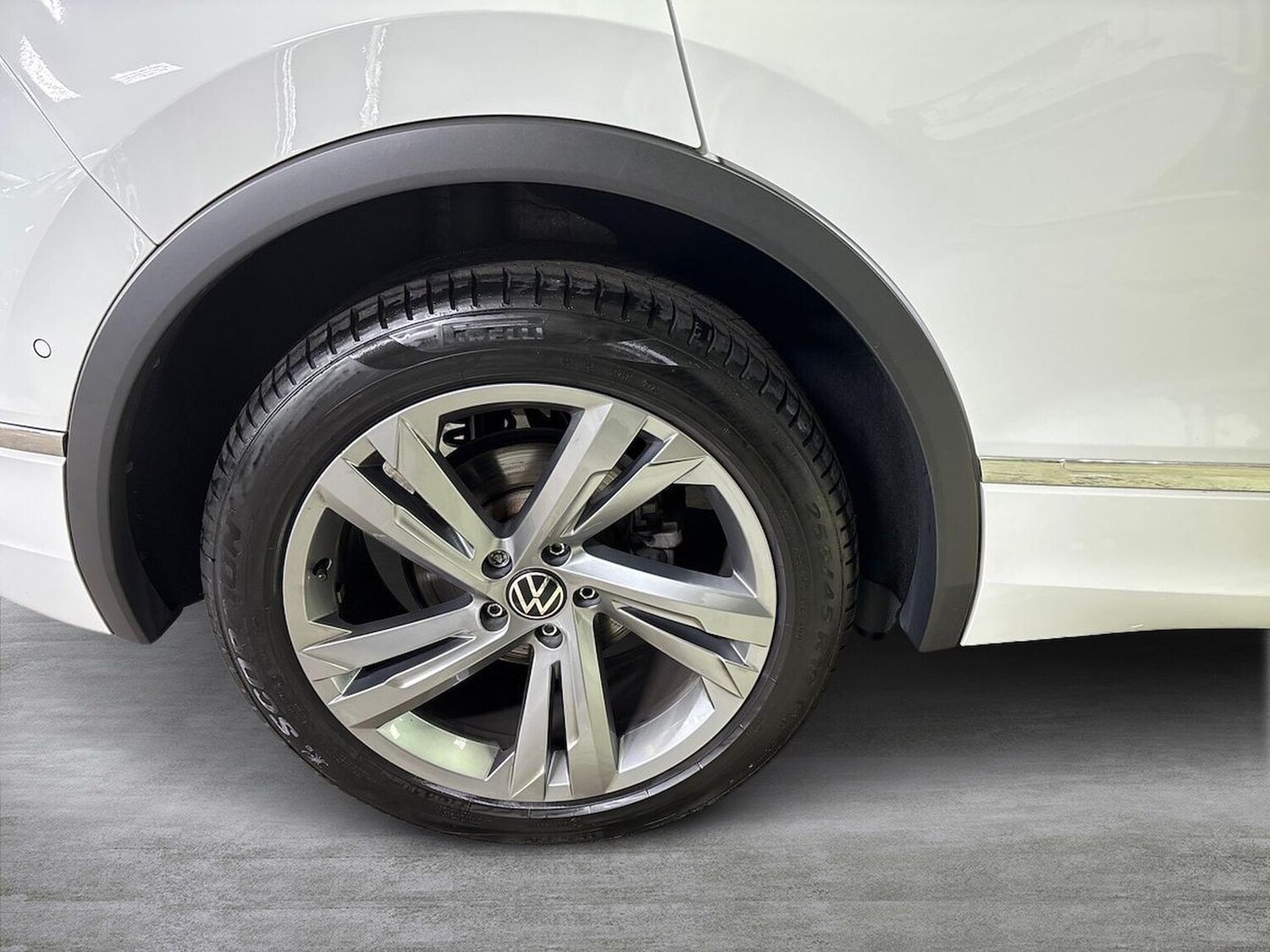 Used Volkswagen Tiguan 2023 for sale - 76299364: Photo 6