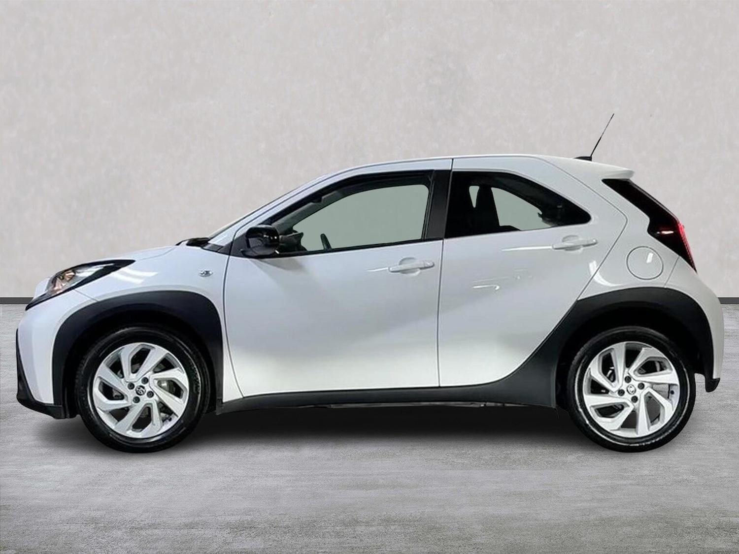 Used Toyota Aygo X 2023 for sale - 76877974: Photo 19