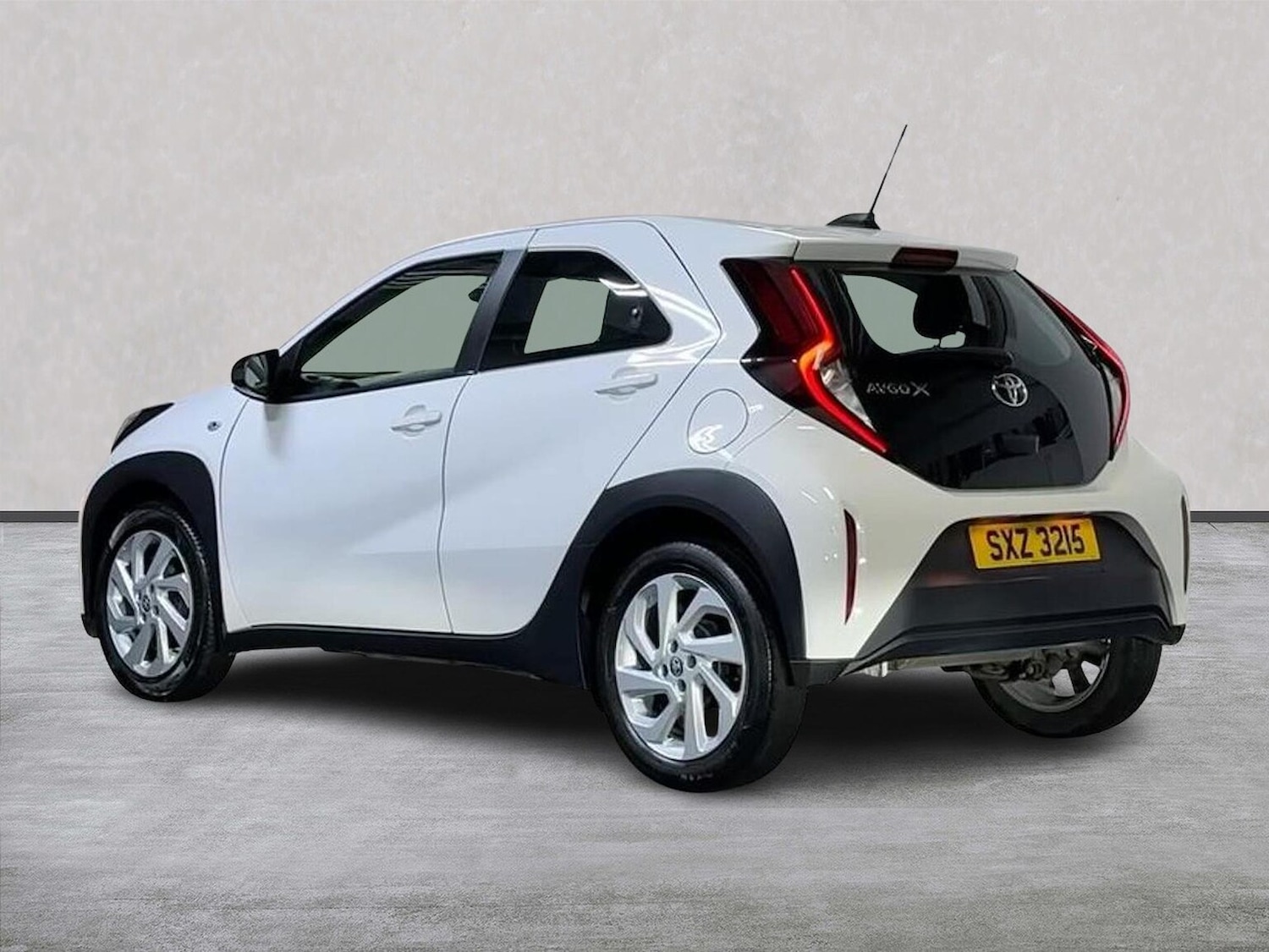 Used Toyota Aygo X 2023 for sale - 76877974: Photo 2