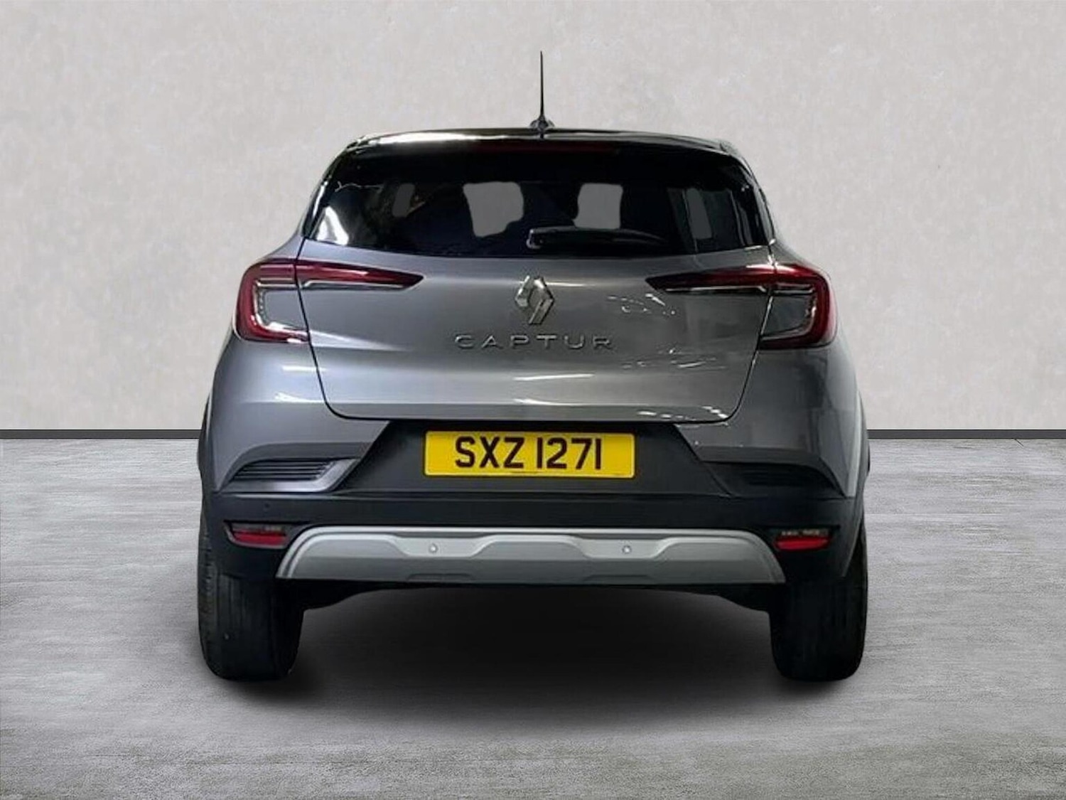 Used Renault Captur 2022 for sale - 77489257: Photo 4