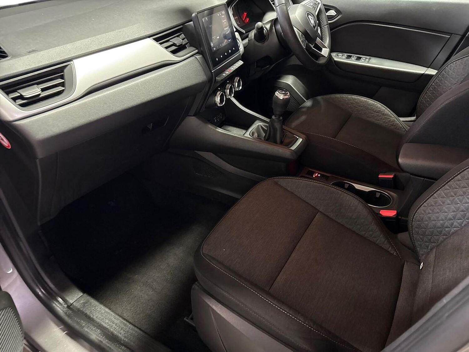 Used Renault Captur 2022 for sale - 77489257: Photo 7