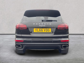 Used Porsche Cayenne 2017 for sale - 76293041: Photo 4