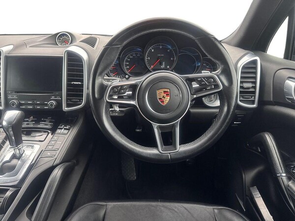 Used Porsche Cayenne 2017 for sale - 76293041: Photo 9