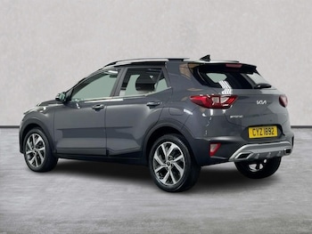Used Kia Stonic 2023 for sale - 79519385: Photo