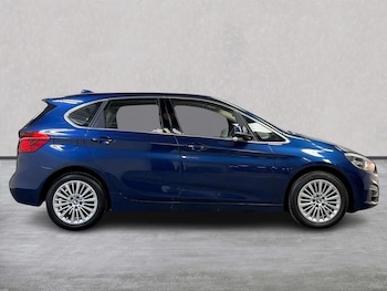 Used BMW 2 Series 2016 for sale - 76643533: Photo