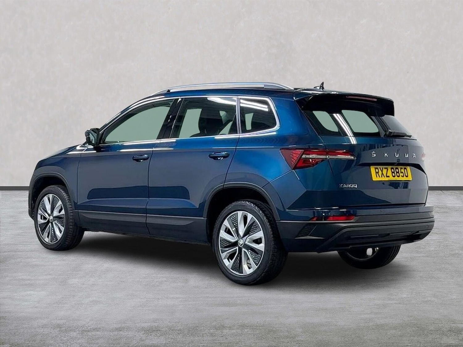 Used Skoda Karoq 2022 for sale - 76127181: Photo 2