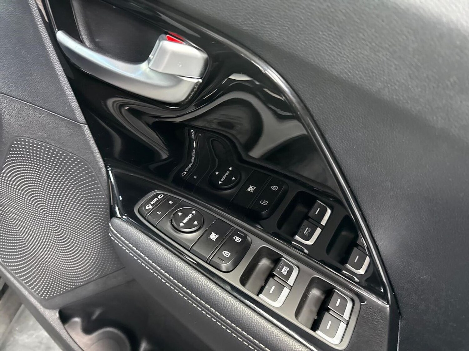 Used Kia Niro 2016 for sale - 77707394: Photo 21