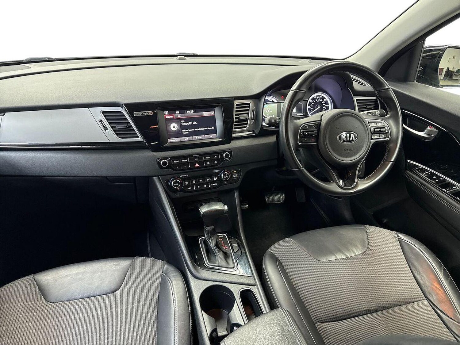 Used Kia Niro 2016 for sale - 77707394: Photo 8