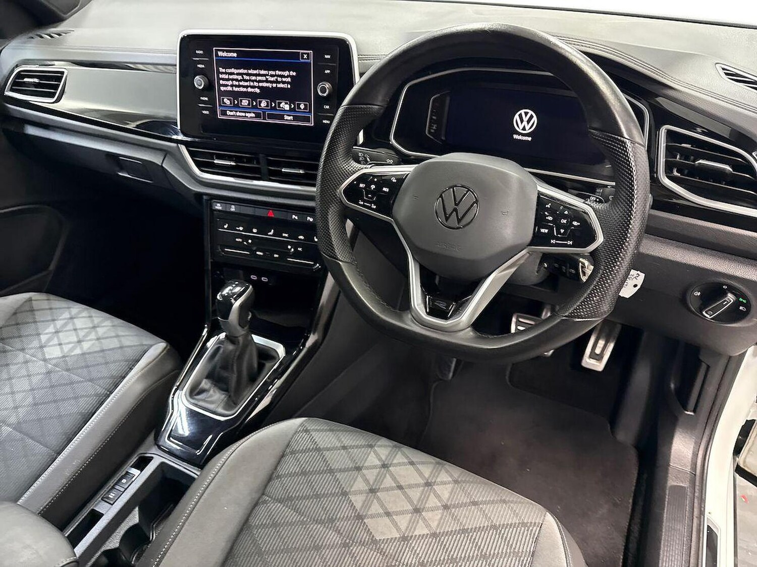 Used Volkswagen T-Roc 2022 for sale - 77715436: Photo 15