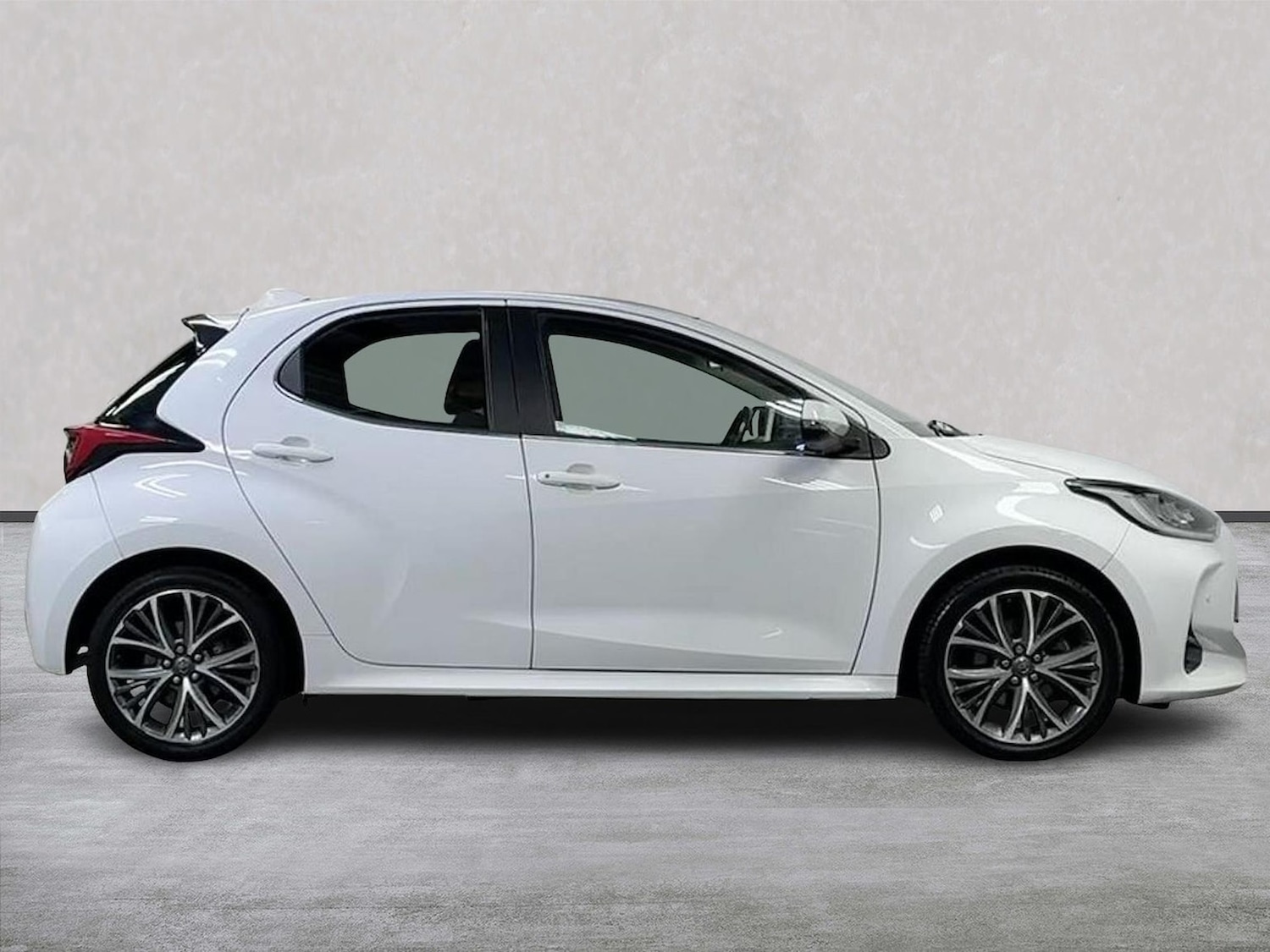 Used Toyota Yaris 2022 for sale - 78190979: Photo 3