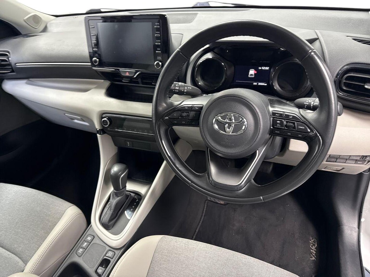 Used Toyota Yaris 2022 for sale - 78190979: Photo 9