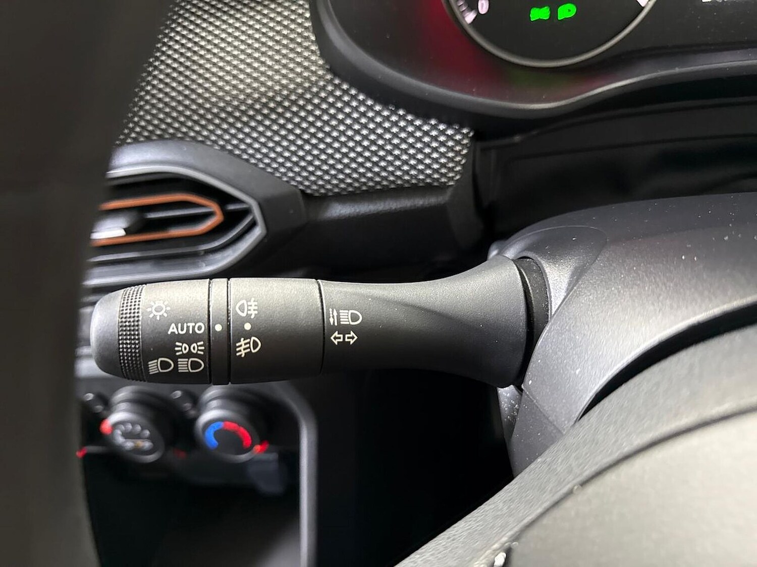 Used Dacia Sandero Stepway 2023 for sale - 78191441: Photo 31