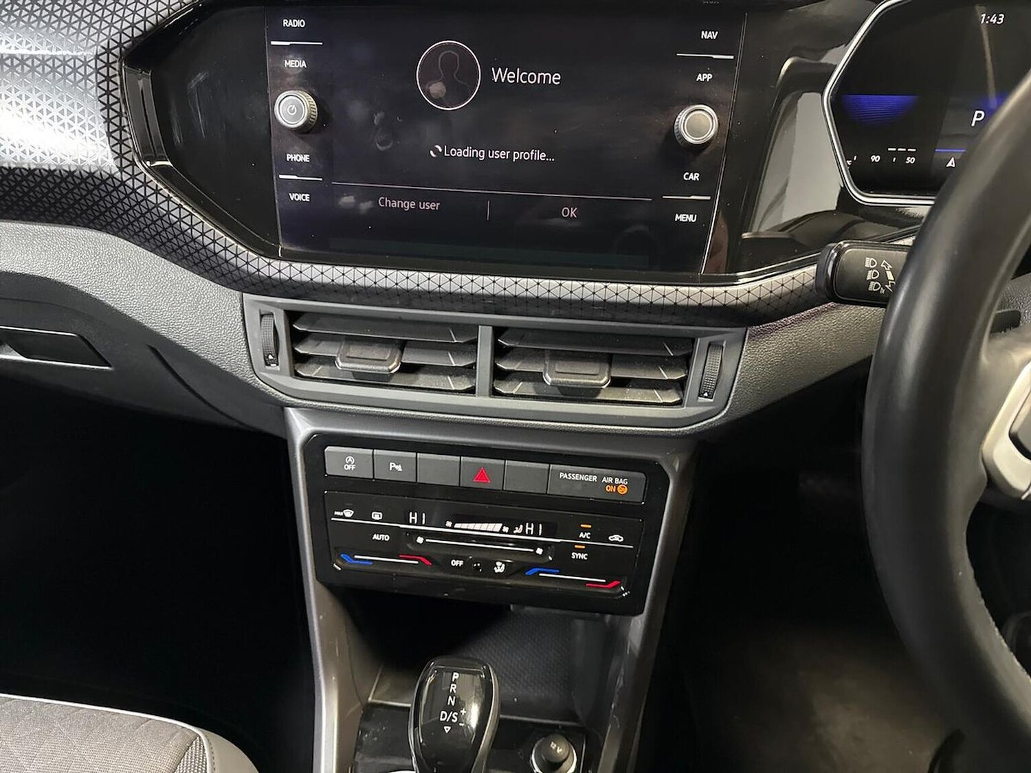 Used Volkswagen T-Cross 2022 for sale - 77489294: Photo 11