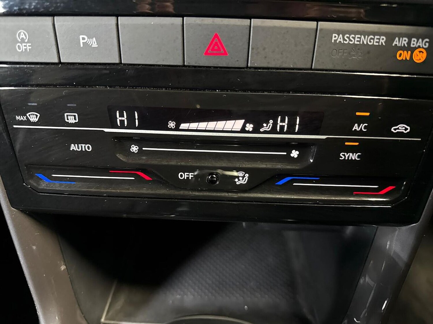 Used Volkswagen T-Cross 2022 for sale - 77489294: Photo 22