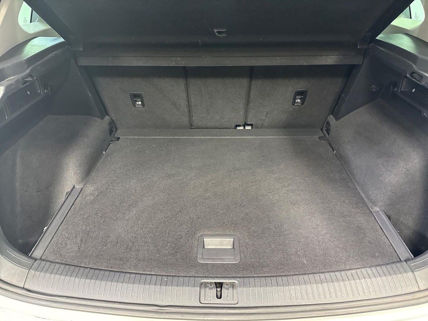 Used Volkswagen Tiguan 2018 for sale - 78191860: Photo 17