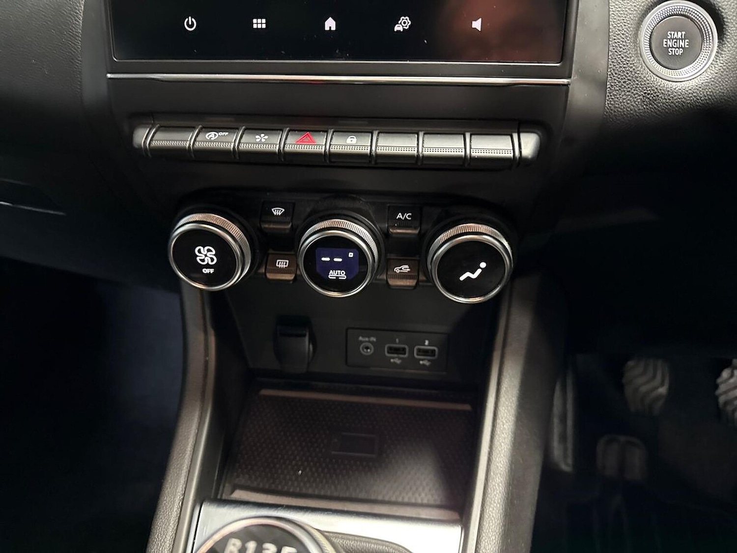 Used Renault Captur 2022 for sale - 76969985: Photo 12