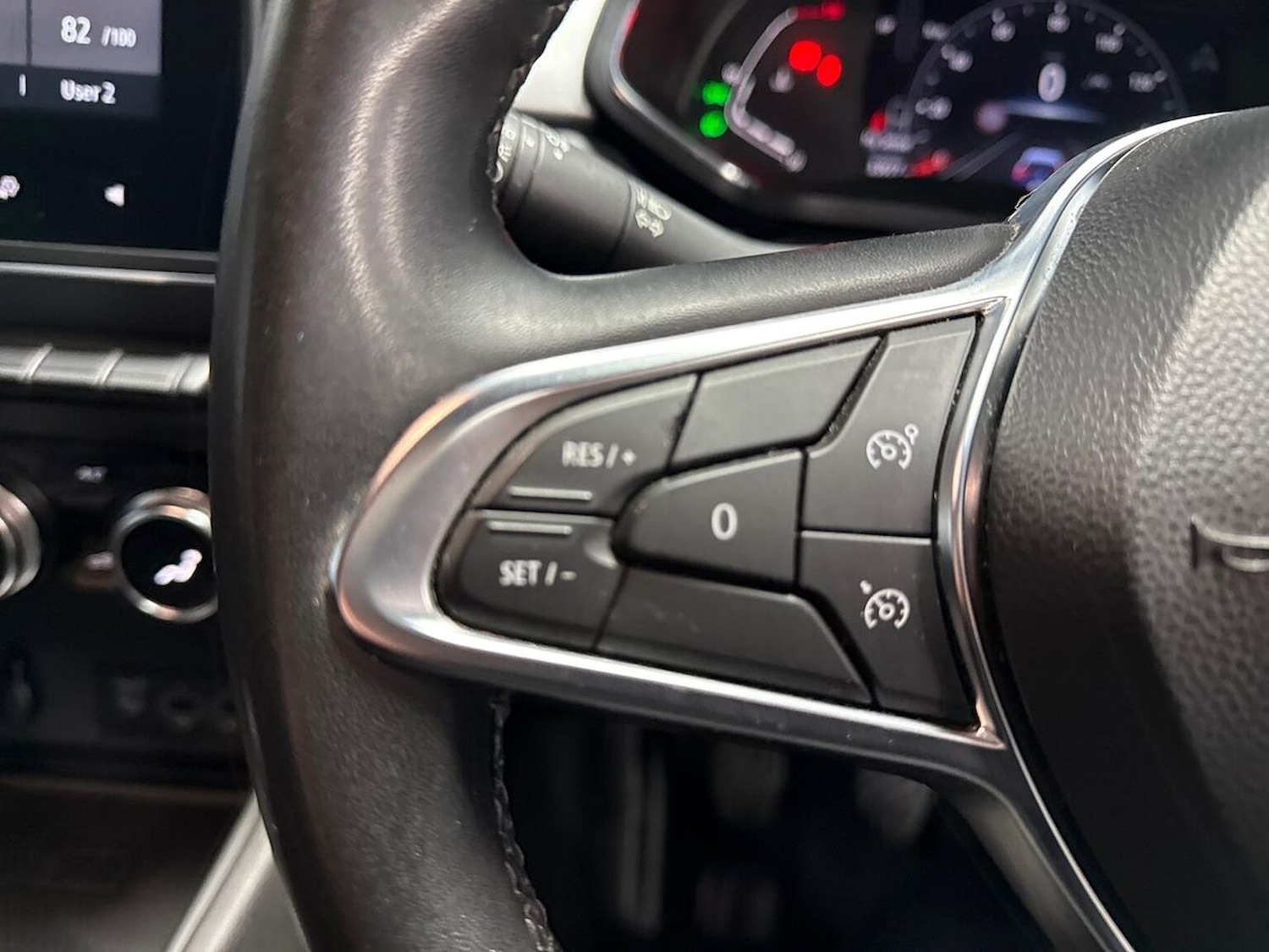 Used Renault Captur 2022 for sale - 76969985: Photo 24