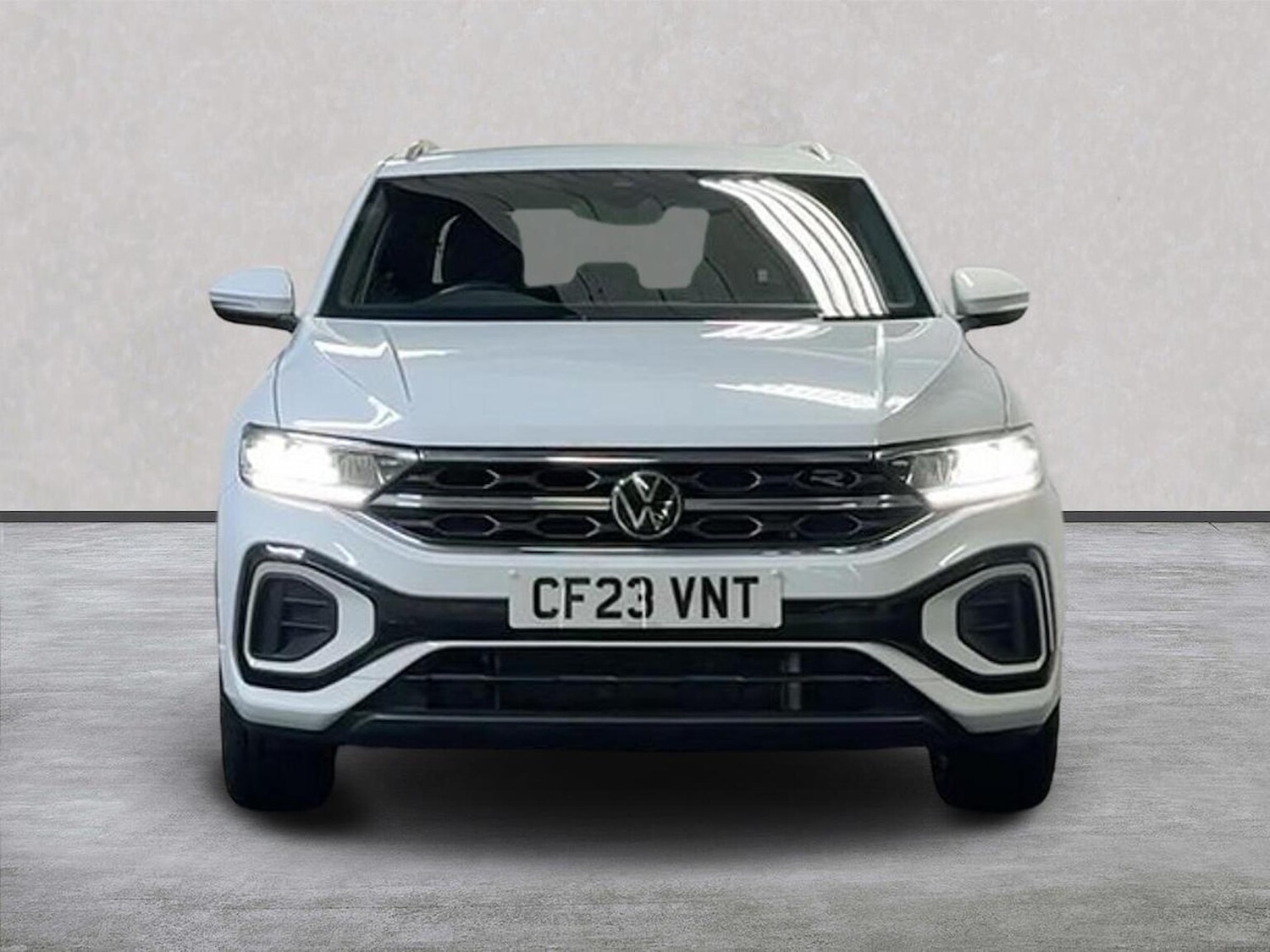 Used Volkswagen T-Roc 2023 for sale - 77489282: Photo 5