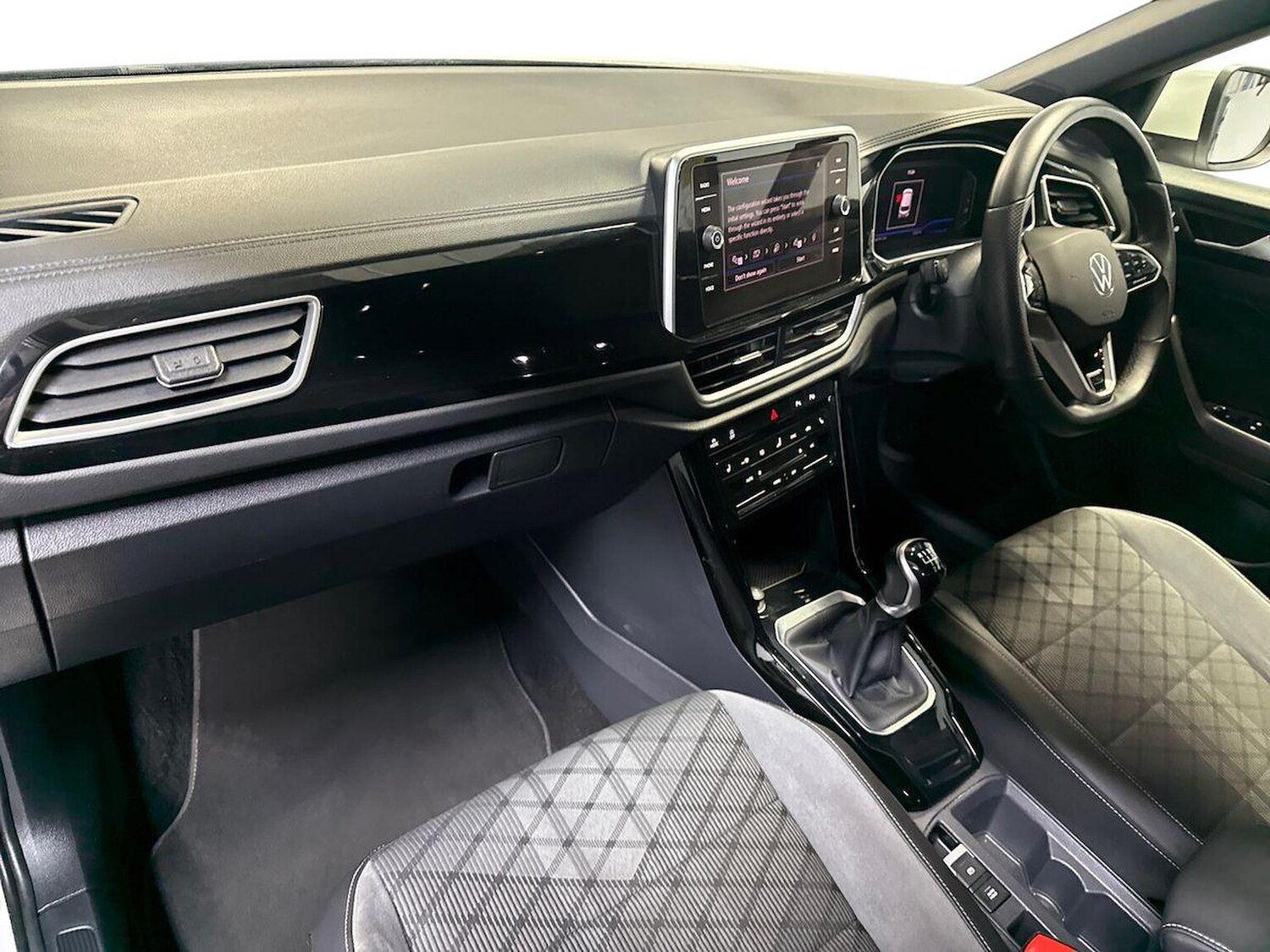 Used Volkswagen T-Roc 2023 for sale - 77489282: Photo 7